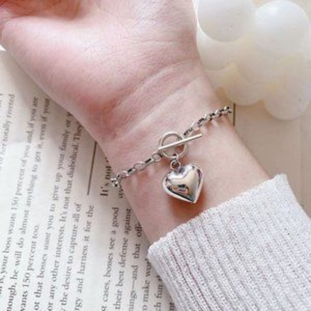 *Sterling Silver Heart Toggle Link Chain Bracelet